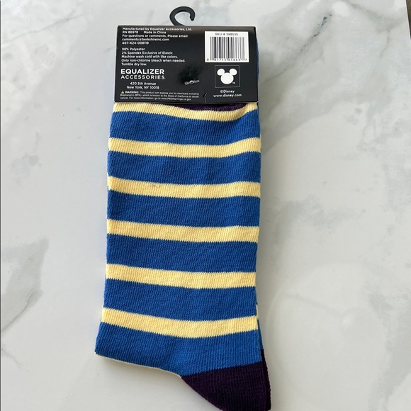 Disney NWT Snow White Crew Socks - Picture 3 of 3